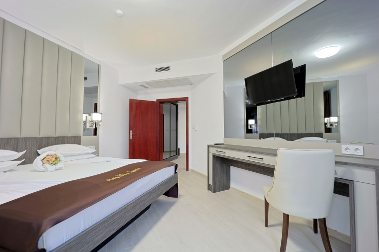 Двух комнатный апартамент